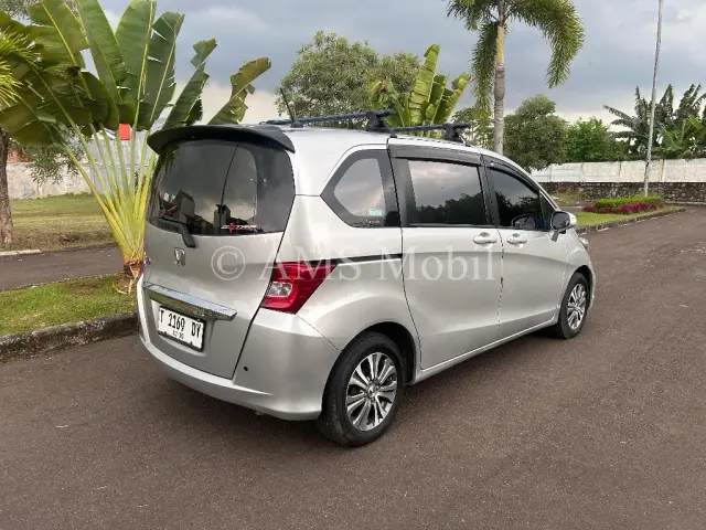 FREED GB3 1.5 S AT 2013 — dokumentasi 4