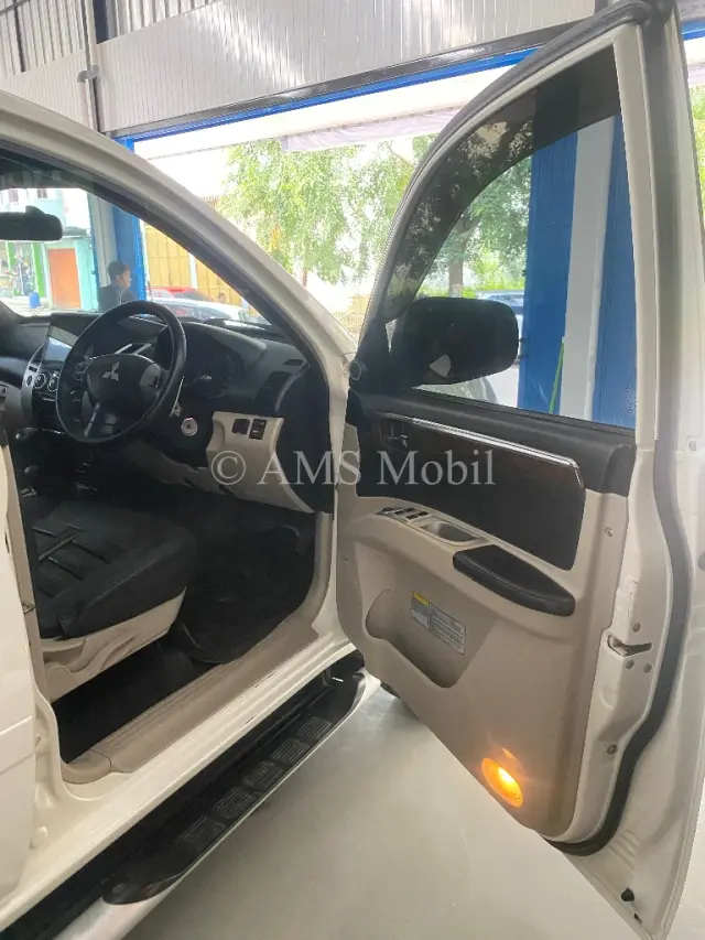 PAJERO DAKKAR 4*4 MATIC — dokumentasi 8