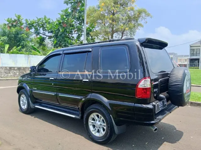 ISUZU PANTHER TURBO TOURING 2012 — dokumentasi 5