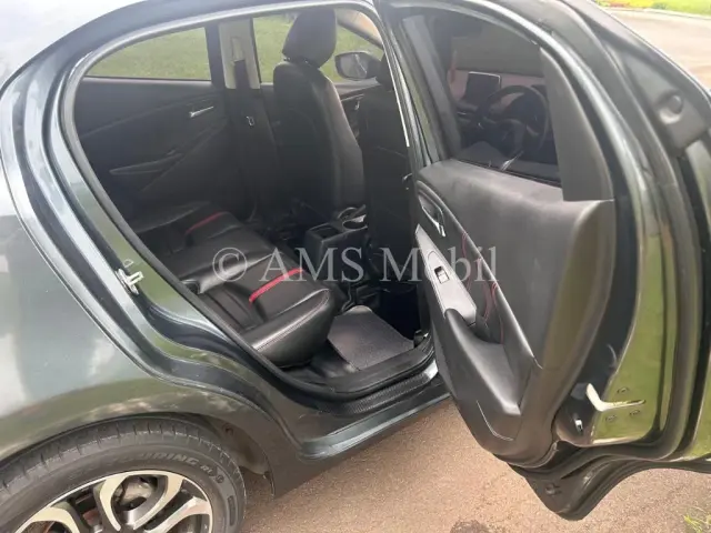 MAZDA 2 SKYACTIVE 2016 — dokumentasi 8