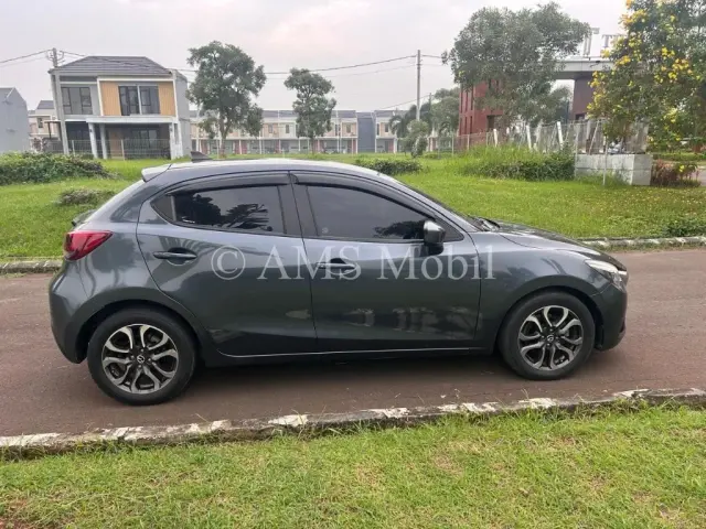 MAZDA 2 SKYACTIVE 2016 — dokumentasi 4