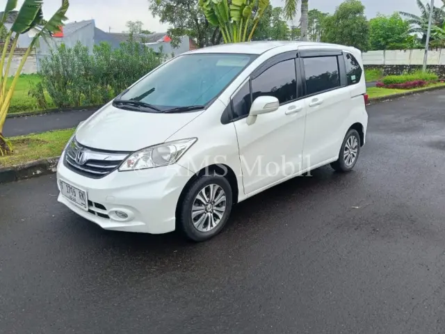 FREED GB3 1.5 E AT 2013 — dokumentasi 5