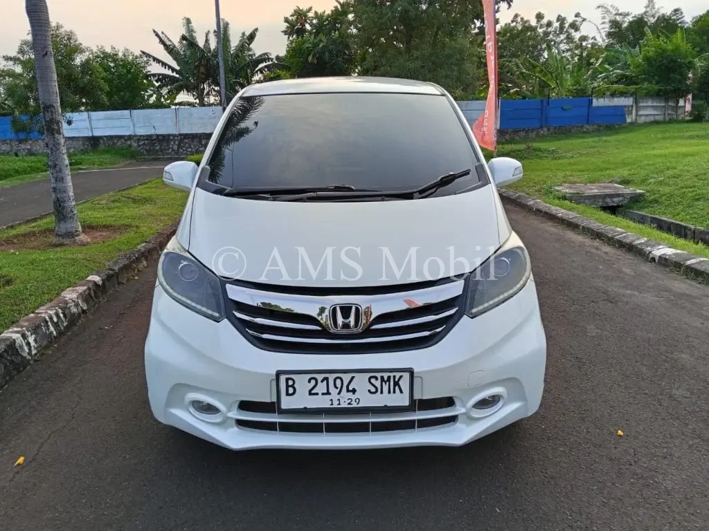 FREED 1.5E AT 2013 — foto utama arsip