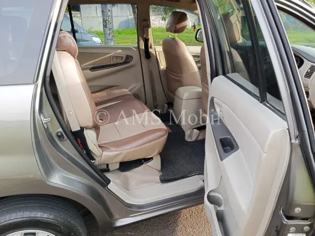 INNOVA G AT — dokumentasi 10
