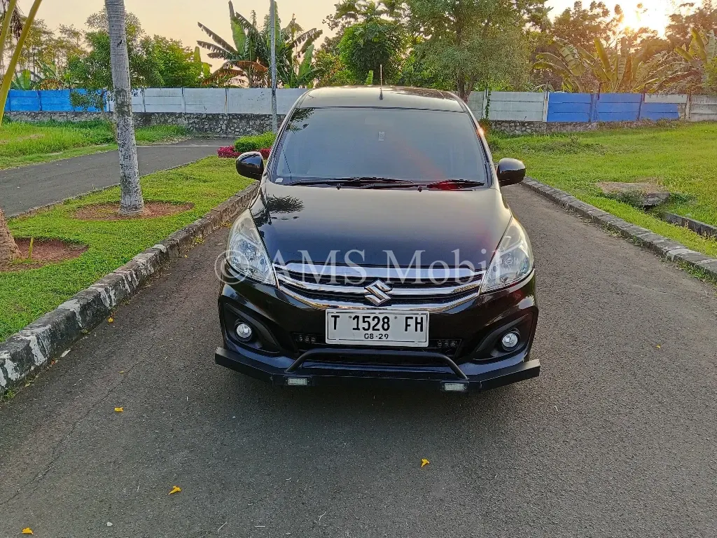 ERTIGA GL AT 2017 — foto utama arsip