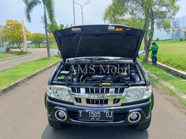 ISUZU PANTHER TURBO TOURING 2012 — dokumentasi 7