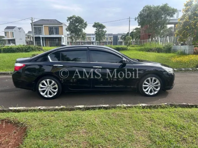 HONDA ACCORD 2.4 AT 2015 — dokumentasi 2