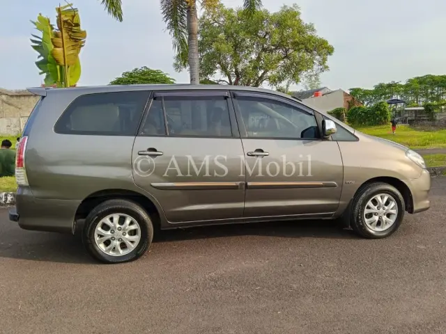 INNOVA G AT — dokumentasi 3
