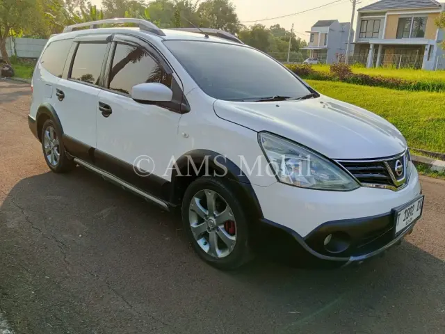 NISSAN GRAND LIVINA XGEAR 2013 — dokumentasi 2