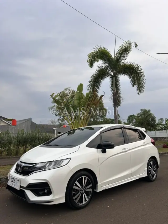 JAZZ GK5 1.5 RS CVT 2018 — dokumentasi 2