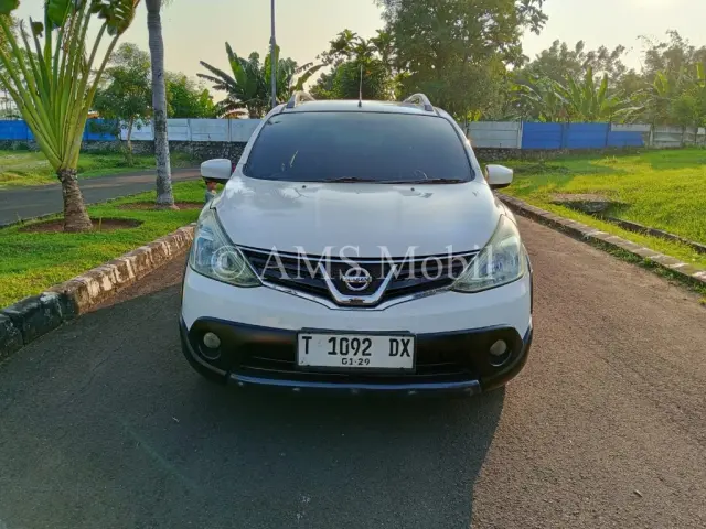 NISSAN GRAND LIVINA XGEAR 2013